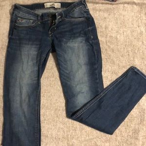 Blue wash hollister jeans
